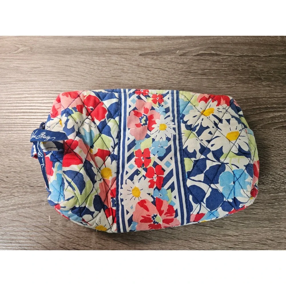Vera Bradley Quilted Floral Cosmetic Makeup Bag Blue Red Pink Zip Pouch